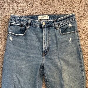 Abercrombie & Fitch Skinny Jeans. High Rise Medium Wash